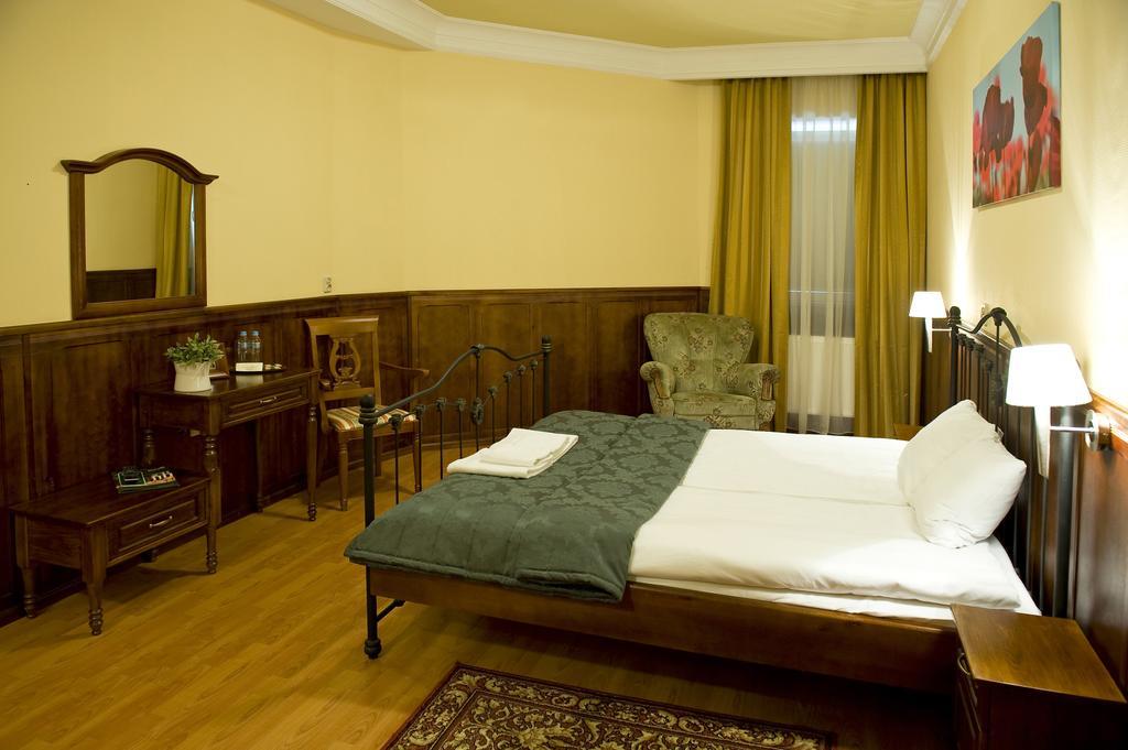 Hotel Kresowianka Bydgoszcz Ngoại thất bức ảnh